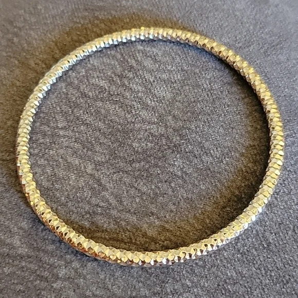 Set of Four Goldtone Bangle Bracelets - Picture 5 of 10